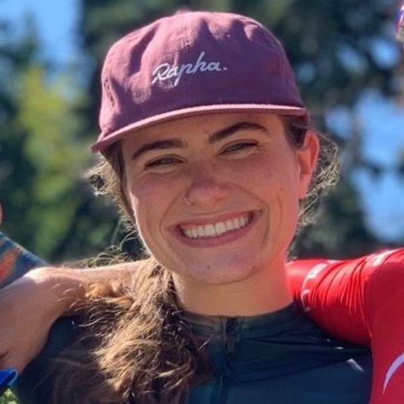 Meet the posher, Mackenna - Picture 1 of 1